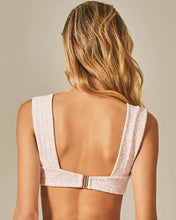 Carregar imagem no visualizador da galeria, Image 04: Empress Top Top Hoop Sloane Pink Tweed Texture