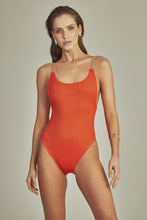 Carregar imagem no visualizador da galeria, Model Front: Empress One-Piece Desiree Body Coral Red Luxor
