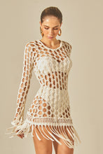 Carregar imagem no visualizador da galeria, Model Front: Empress Mini Dress Offwhite Dress Lucia